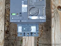 Siemens 3VA9257-0HA10 / 3VA1225-5EF32-0AA0