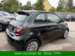 FIAT 500 e Red Paket Komfort Kamera PDC CARPLAY