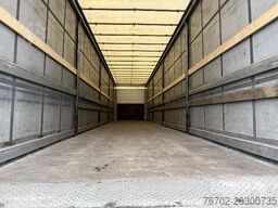 Schmitz Cargobull Curtainsider Standard
