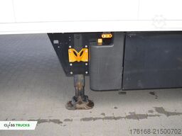 SCHMITZ CARGOBULL SKO FP 60 ThermoKing SLXi 300