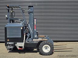 Volvo FM 440 / 4x2 + TRAILER + MOFFETT 3000 KG HEFTRU...