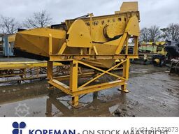 SBM Austria Screening machine with discharge conveyor