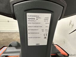 Toyota LPE 200 - mit Lithium-Batterie !!!