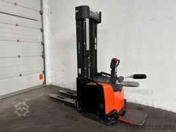 Toyota SPE 160 L - TRIPLEX 5,4 m - 1049 Bts. !!!!!!