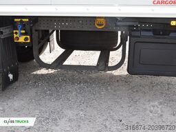 SCHMITZ CARGOBULL SKO FP 45 ThermoKing SLXi 300