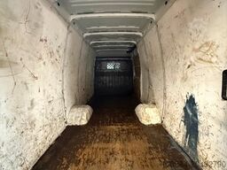 IVECO Daily 35C13 MAXI Kastenwagen Klima AHK 3,5T