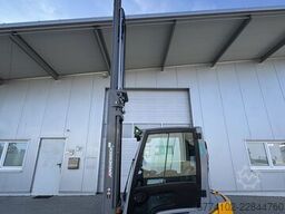 Jungheinrich EFG320 + Ladegerät 3753--EK