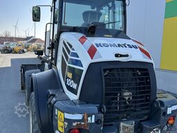 Komatsu WA100M-8