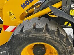 Komatsu WA100M-8E0