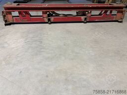 sonstige Ausgleichsbock für gekröpften Tieflader