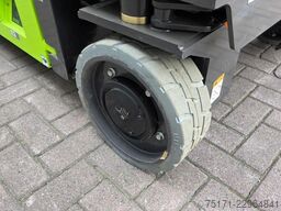STec Maschinen- und Fertigungstechnik GmbH STec Maschinen- und Fertigungstechnik GmbH STec Maschinen- und Fertigungstechnik GmbH