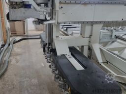 SCM Accord 40 FX mit Werkzeugen