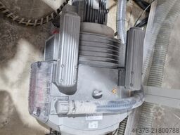 SCM Accord 40 FX mit Werkzeugen