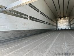 Schmitz Cargobull N/A CARRIER VECTOR 1550 D/E / 2x LIFTAXLE / SAF...