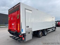VOLVO FE320 6x2*4 Frigoblock FK25SL 9.9 m Frigobox