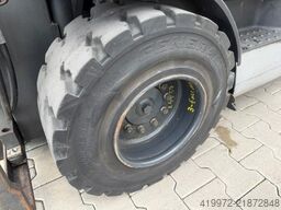 Still RX70-35
