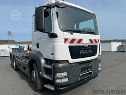 MAN TGS 26.320 6x2  Lift, Lenk