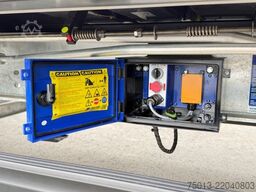  TMT 92 cbm, Lift- u Lenkachse, Schutzplane links