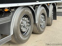  TMT 92 cbm, Lift- u Lenkachse, Schutzplane links