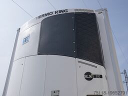 Kässbohrer FRIGORIFERO