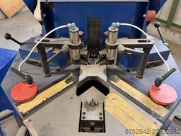 Schüco Eckverbindungsmaschine