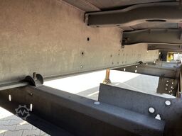 Schmitz Cargobull SCB S2 / Box Trailer / 2 axle Disk / NL Trailer...