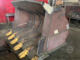 Caterpillar 988 Hot Slag Bucket Manufacturing