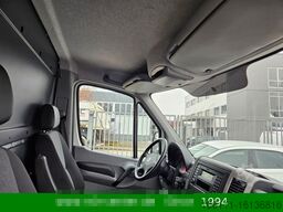 VOLKSWAGEN Crafter Kasten 35 kurz L1H1 Standheizung