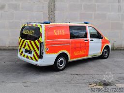 Mercedes-Benz Vito 4x4 Notarzt Einsatzfahrzeug NEF