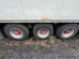 SCHMITZ CARGOBULL SKO 24 Doppelstock