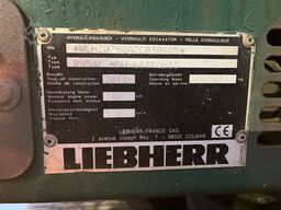 Liebherr R954C with 2 booms and 2 buckets