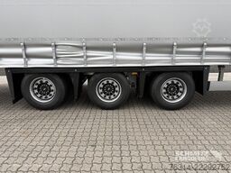 Schmitz Cargobull Curtainsider Mega Getränke