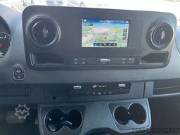 Mercedes-Benz Sprinter 319 1.9 CDI / L4 H2 / RWD / Navi / APK...