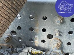 Mercedes-Benz Actros 1842