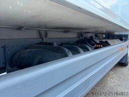 Mercedes-Benz Atego 1530 / Carrier Supra 550 / Dhollandia Laa...