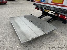 Schmitz Cargobull SCB S3B / Box / Loadlift / Disk / APK TUV 06-27