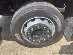 Ford F-Line 1833 4x2 DayCab automaat