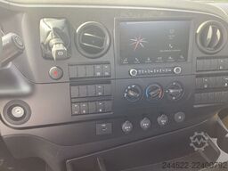 Ford F-Line 1833 4x2 DayCab automaat