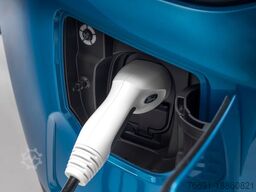 Ford Nuovo E-Transit Custom