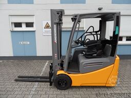 Jungheinrich EFG 218k - Triplex - aufgearbeitet