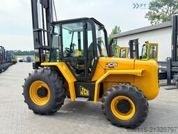 JCB 940 / TRIPLEX 4500 / FREE-LIFT NEW TIRES