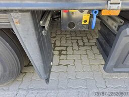 SCHMITZ CARGOBULL Gardine LL, Hubdach, Lift, 115.913 Original Km!