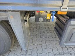 SCHMITZ CARGOBULL Gardine LL, Hubdach, Lift, 115.913 Original Km!