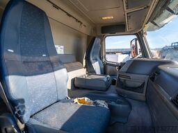 VOLVO FM 330 -6x2- VEB+ / DHOLLANDIA