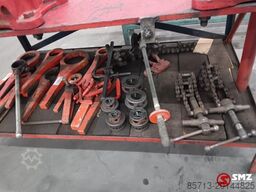 Diversen Occ draadsnijmachine met werkbank en toebehoren Ri
