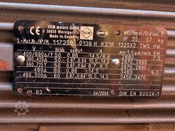 Silnik elektryczny VEM 7,5 kW 2880 obr min 3 fazy 400V kolnierzowy B3 Silnik elektryczny VEM 7,5 kW 2880 obr min 3 fazy 400V kolnierzowy B3
