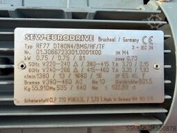 Motoreduktor SEW EURODRIVE RF77 DT80N4/BMG/TF 0.75kW 1380rpm IM M4 Motoreduktor SEW EURODRIVE RF77 DT80N4/BMG/TF 0.75kW 1380rpm IM M4