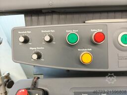 HURCO VM1