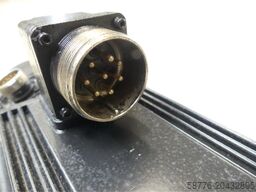 Indramat MAC090C-1-GD-1-B/110-A-2/-I01250/SO13 Motor SN: MAC090-42934