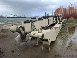 Sennebogen 830 E K17 (only upperstructure with damaged cabin)